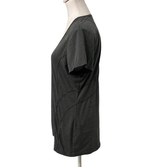 Reebok Women's Grey Fitted Performance T-shirt Size L - Picture 3 of 7